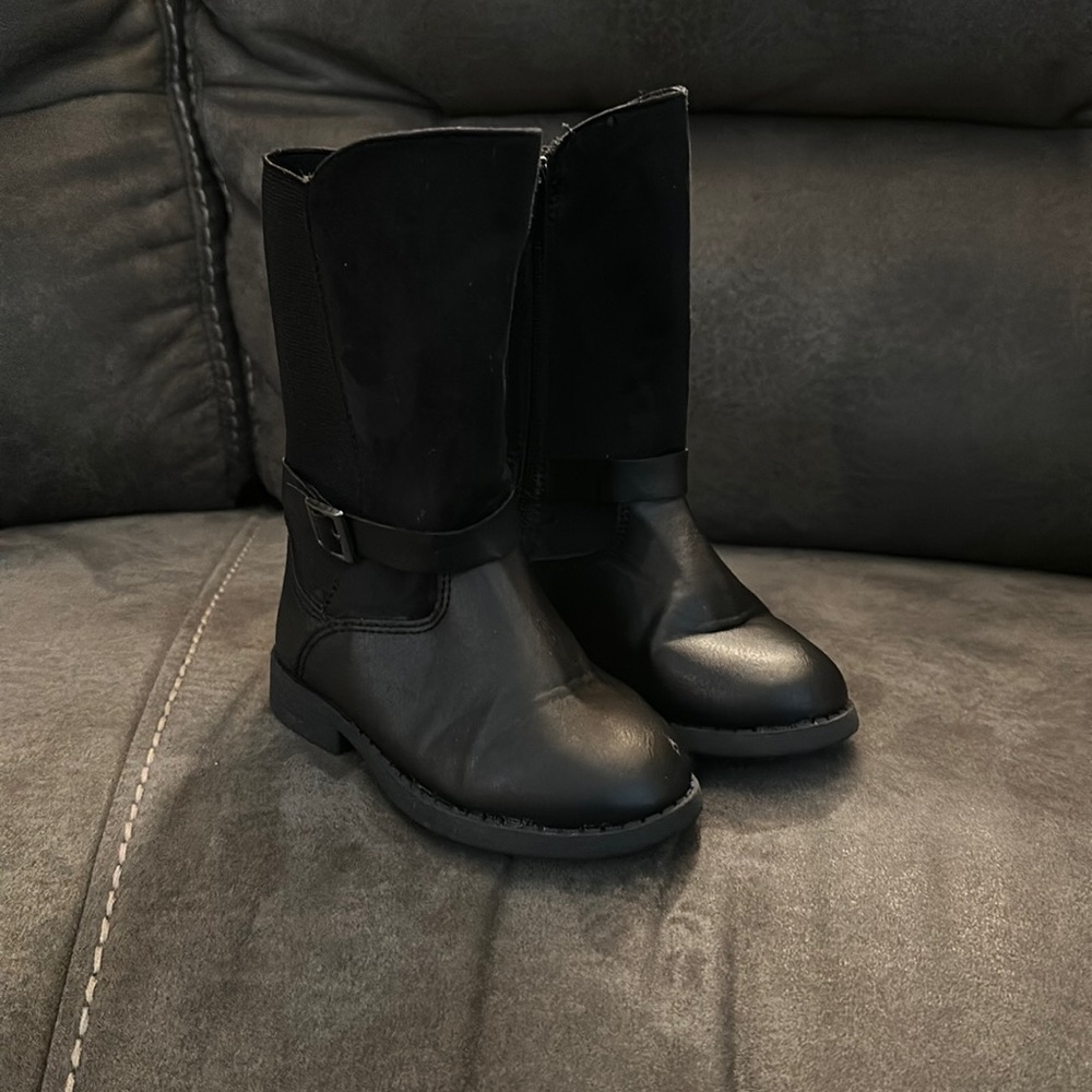 Black boots